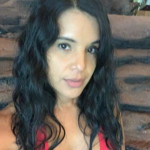 Meet your Posher, Consuelo